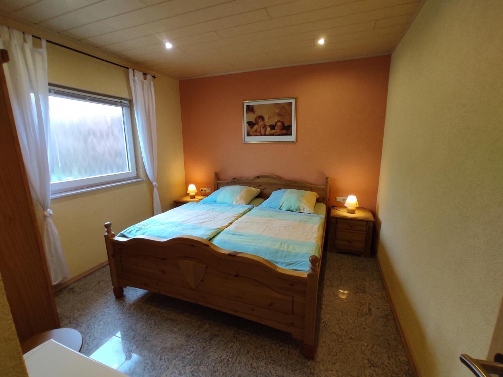 Moselferienweingut Schaefer Apartment Винтрих Стая снимка